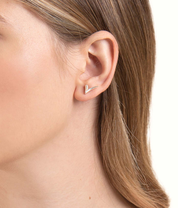 Tick silver stud earring